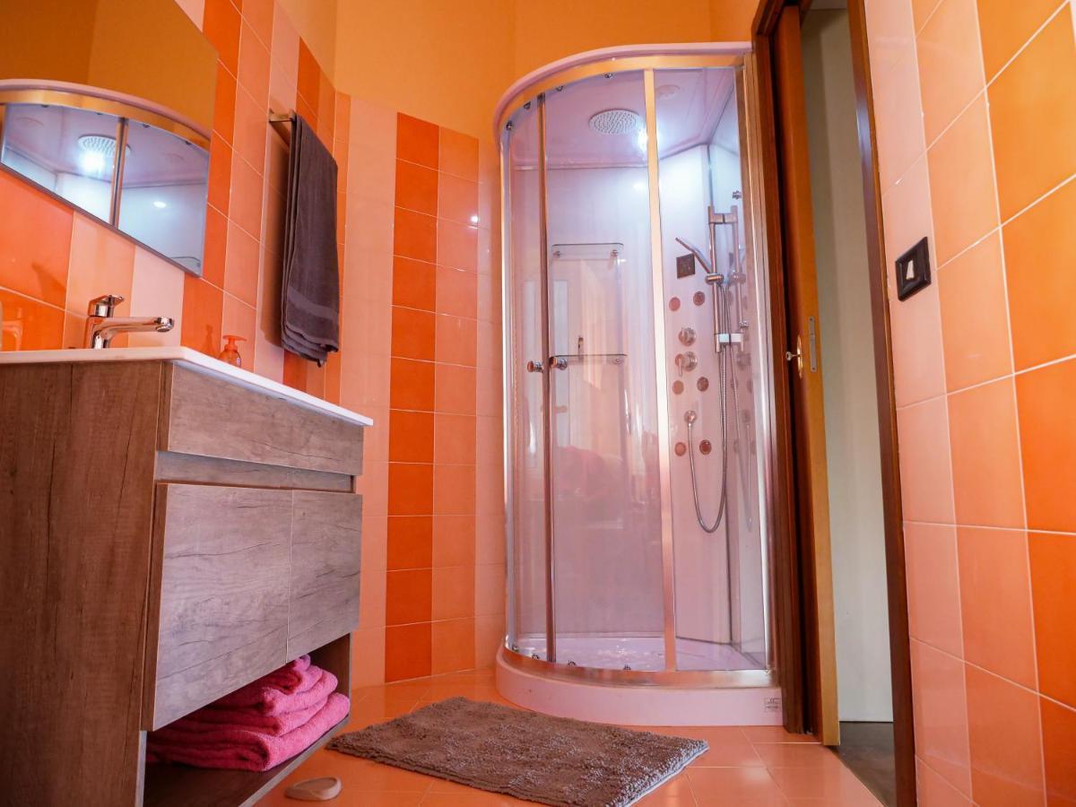 Wonderful Downtown Apartment-Hd Netflix, King-Size Bed, Two Minutes' Walk From Metro Milan Exterior photo